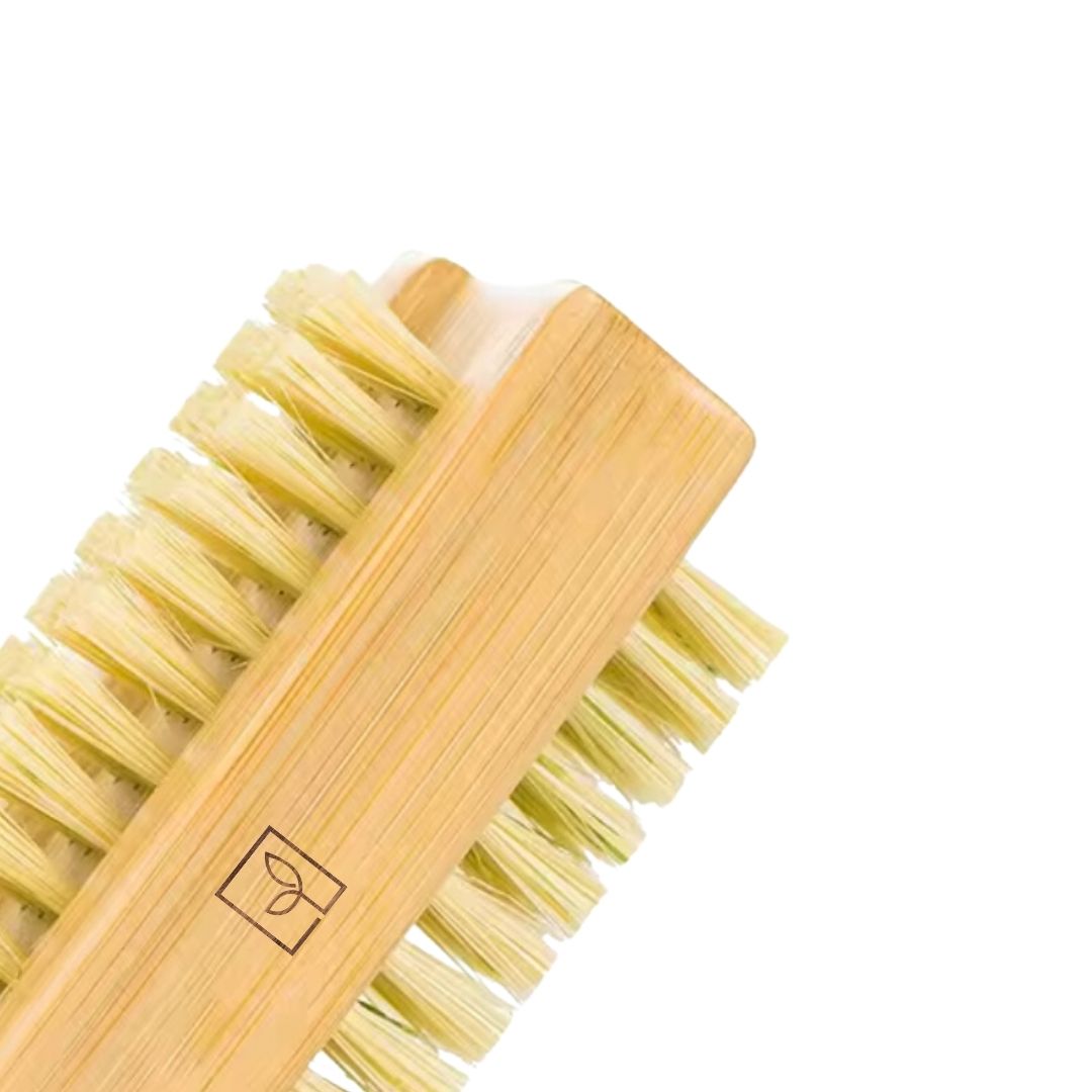 Fair Cepillo para Manos y Uñas con Mango de Bambú y Cerdas de Sisal