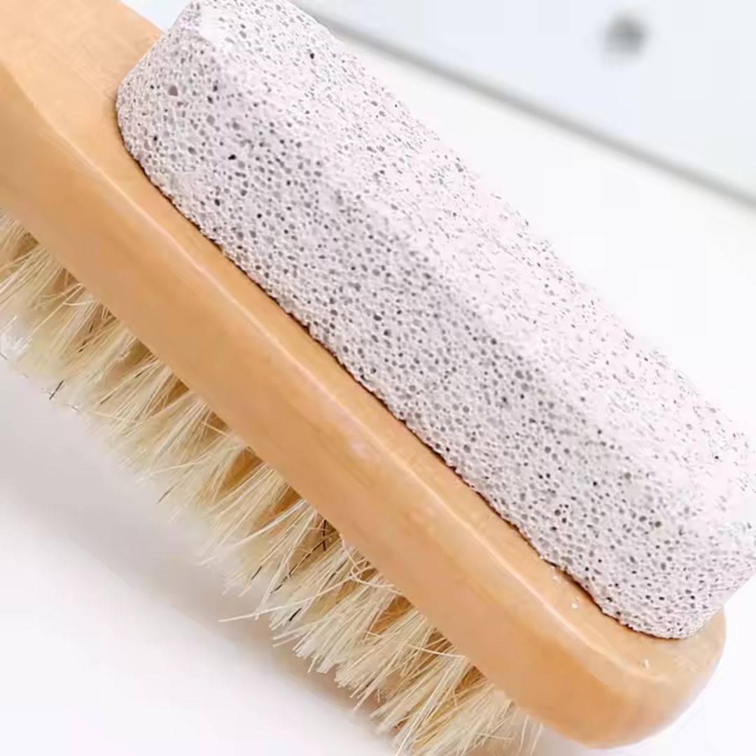 Fair Cepillo Doble Cara para Pies con Mango de Bambú, Cerdas de Sisal y Piedra Pómez